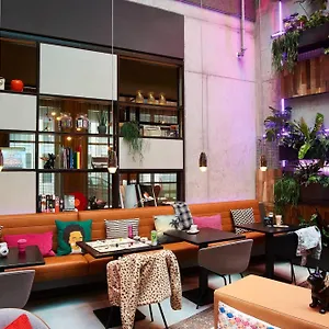 Moxy Brussels Center 4* Ixelles